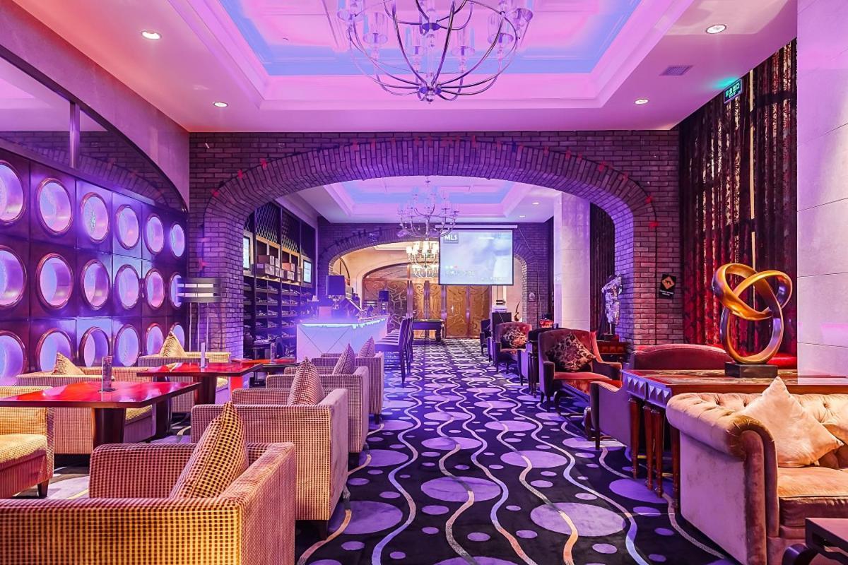 Howard Johnson Riverfront Plaza Fuzhou Fuzhou  Esterno foto