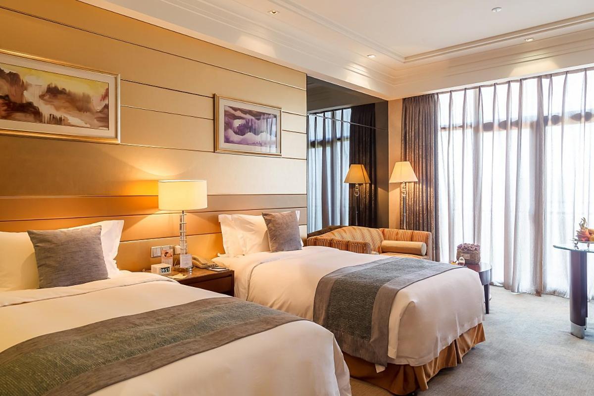 Howard Johnson Riverfront Plaza Fuzhou Fuzhou  Esterno foto